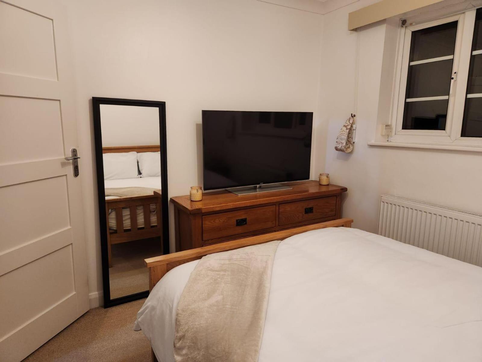 D Elmdon Homestay Shared 4 Bedrooms Birmingam Exterior foto